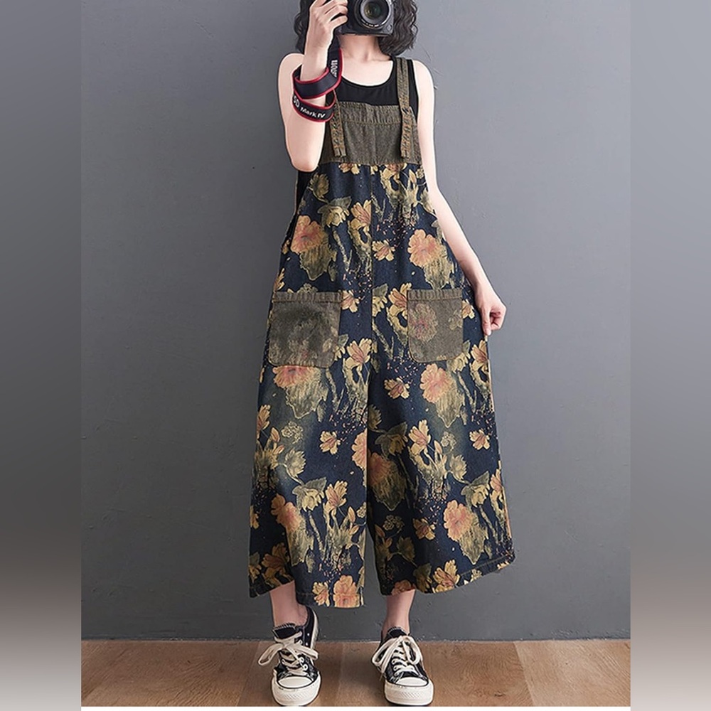 Not for sale ** loose fit baggy wide leg floral overalls size Xl